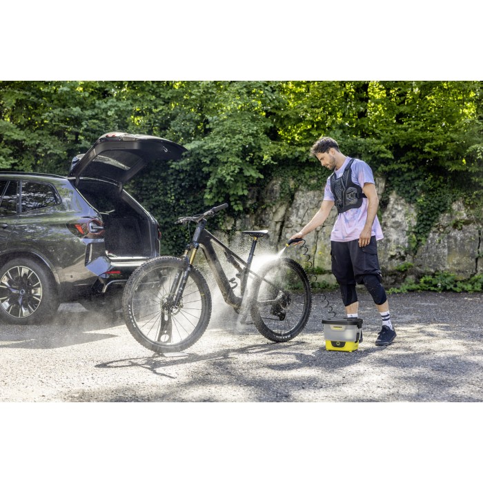 Портативна мінімийка Karcher OC 4 (1.599-350.0)