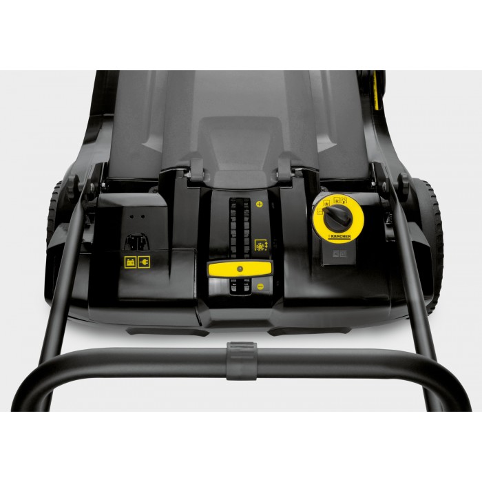 Подметальная машина Karcher KM 70/30 C Bp Pack Adv (1.517-213.0)