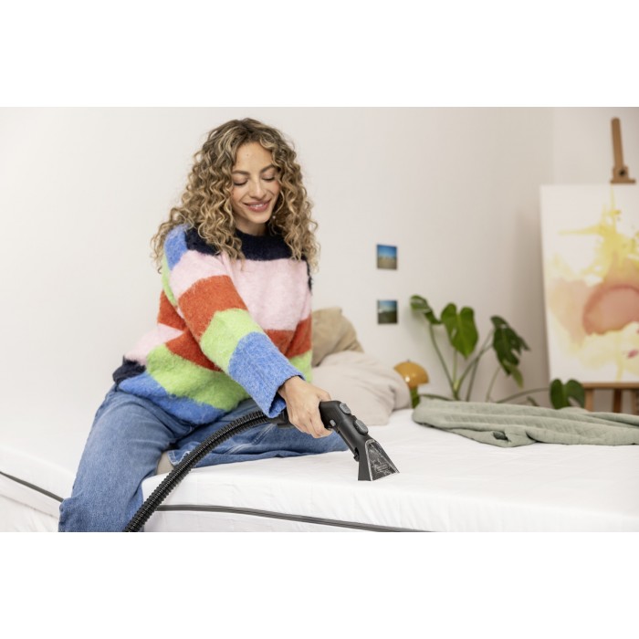 Моющий пылесос Karcher SE 3 Compact (1.081-530.0)