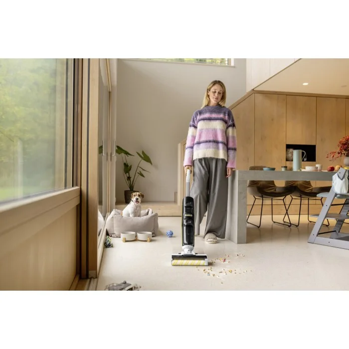 Ручной моющий пылесос Karcher FCV 4 (1.056-131.0)