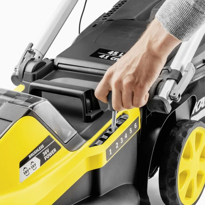 Аккумуляторная газонокосилка Karcher LMO 5-18 Dual Battery Set (1.445-431.0)
