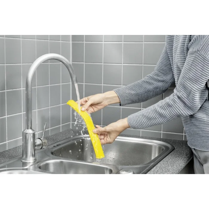 Оконный пылесос Karcher WV 4-4 Plus (1.633-540.0)